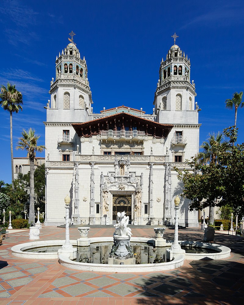 Замок Херст-касл